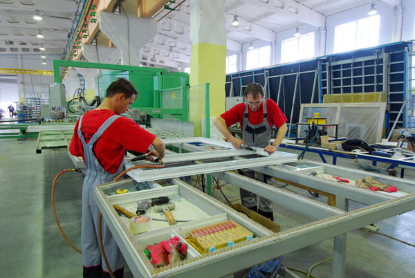Фирма по остеклению балконов в Пущино и Московской области Пущино